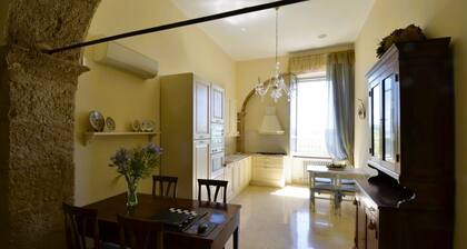 Casa Antica ed Elegante in Pieno Centro Storico