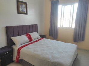 2 chambres, fer et planche à repasser, Wi-Fi, literie fournie