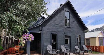 Authentic CB, Historic Remodeled Elk Ave Gem!