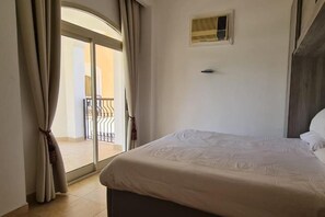 3 chambres, accès au Wi-Fi (inclus), literie fournie