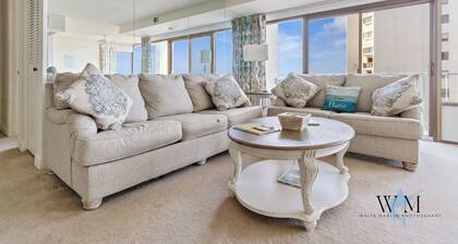 Stunning 2BR Condo with Panoramic Views in Ocean City, MD!