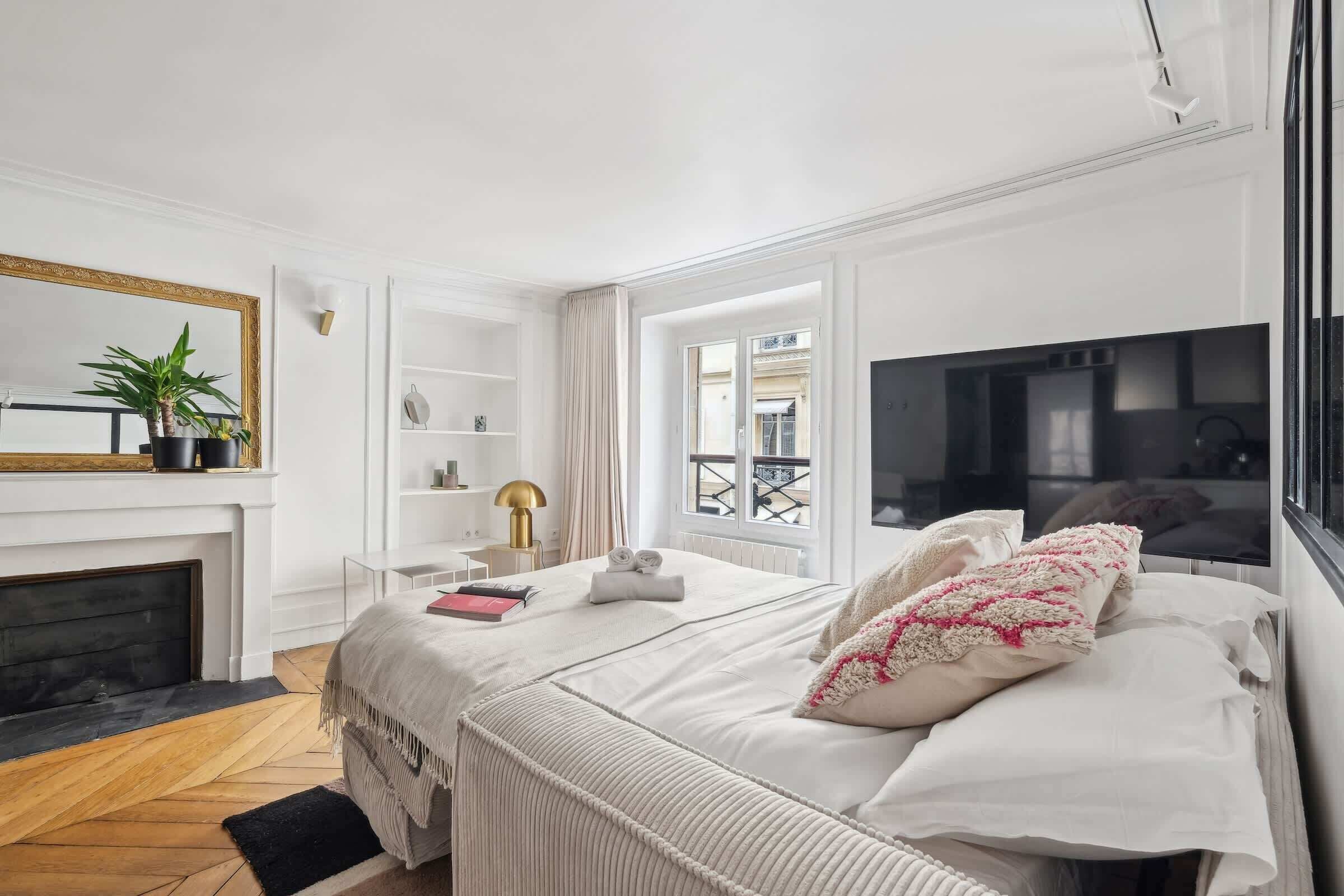 1 chambre, bureau, fer et planche à repasser, Wi-Fi gratuit