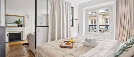 1 bedroom, desk, iron/ironing board, travel cot