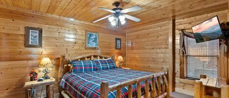 2 soverom, skrivebord, wi-fi (inkludert) og sengetøy