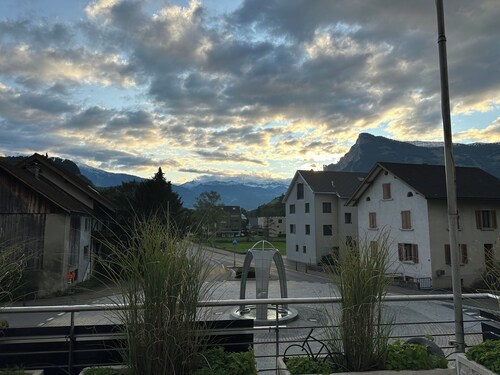 Central but quietly located, lovely and well furnished flat in Balzers.