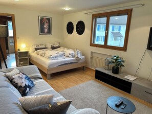 1 Schlafzimmer, Bügeleisen/Bügelbrett, kostenloses WLAN, Bettwäsche