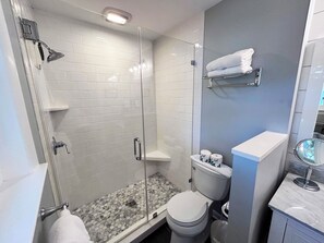 Shower, towels