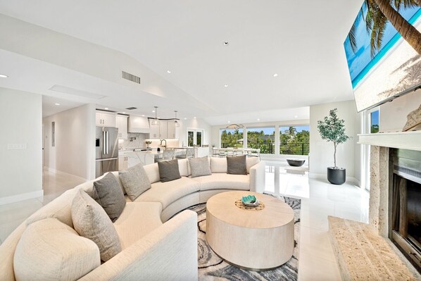 Smart TV - Greek Villa Isle: Luxury Custom-Built Home w/Views (Sanibel)