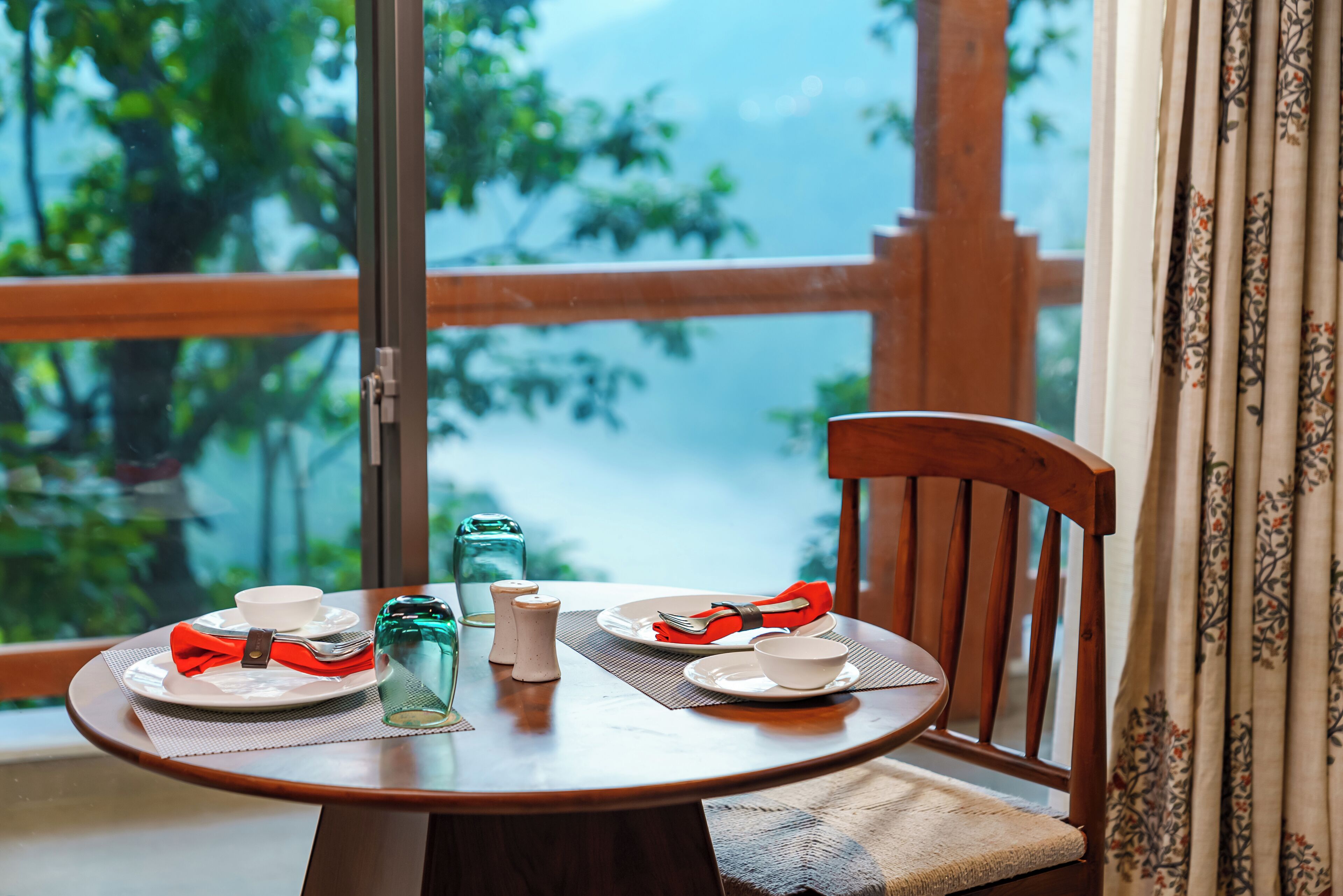 Grand Vileen Duplex with Kids Room | Room service - dining