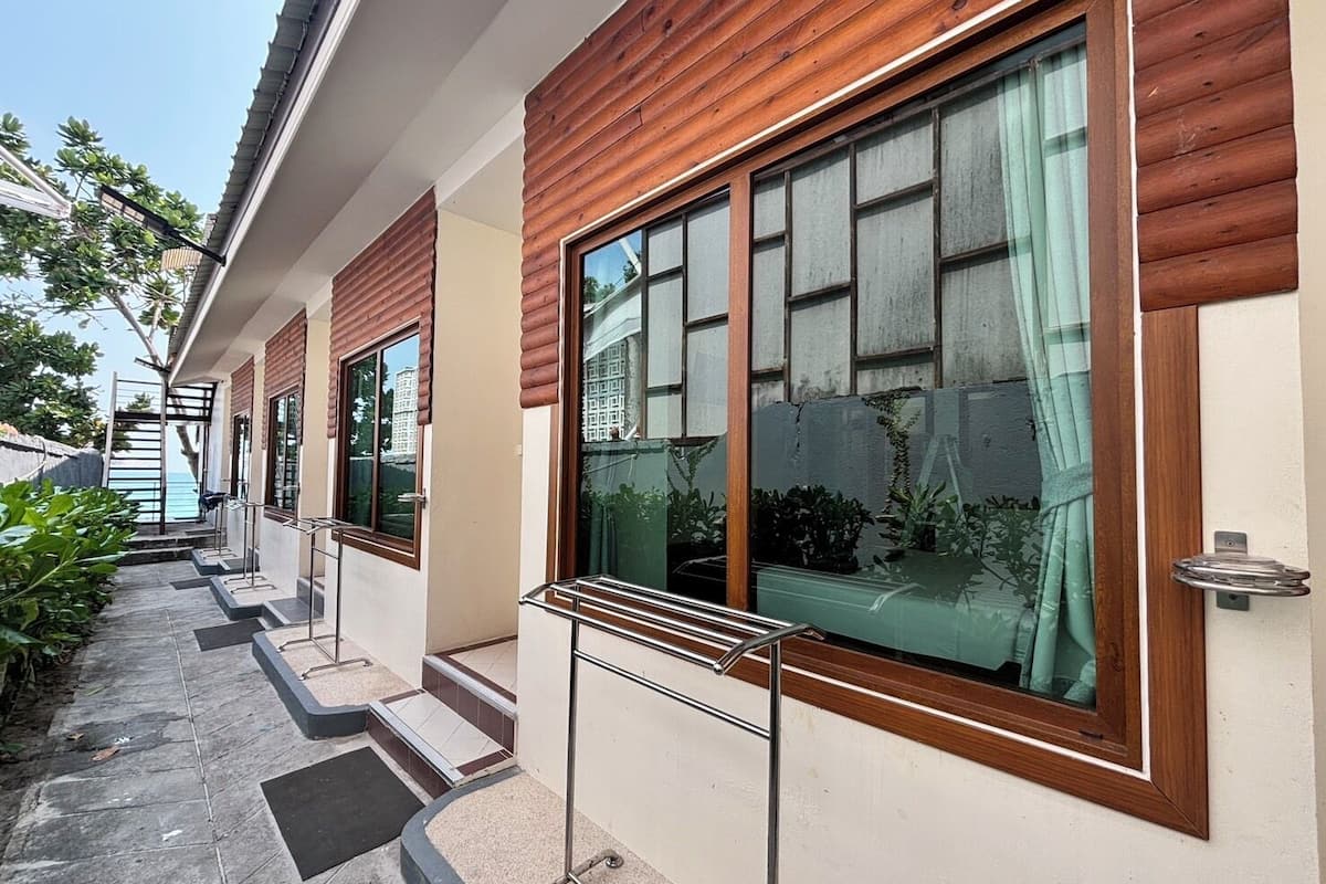 Standard Double Room, 1 King Bed, Non Smoking | Terrace/patio