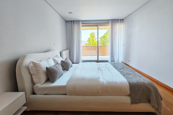 4 habitaciones, cuna de viaje, wifi gratis y ropa de cama