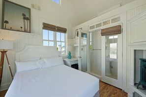 6 bedrooms, free WiFi, bed sheets