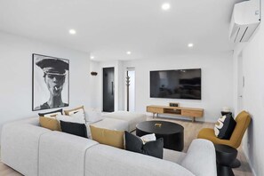 Fernseher, Arbeitsbereiche
