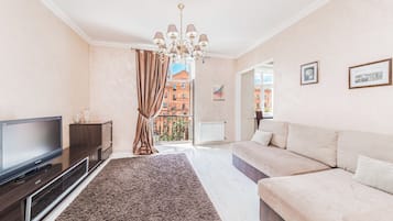 1 bedroom, iron/ironing board, free WiFi