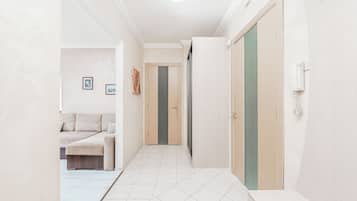 1 bedroom, iron/ironing board, free WiFi