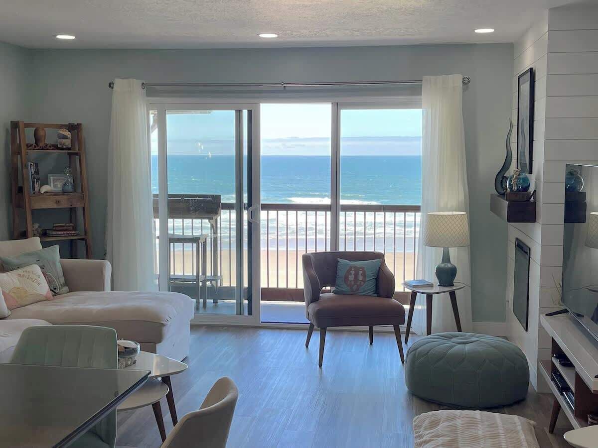 TV, fireplace, DVD player, ping pong