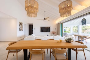 House - Oro Vista Luxury Living The Cape at Blue Bay (Sint Michiel)