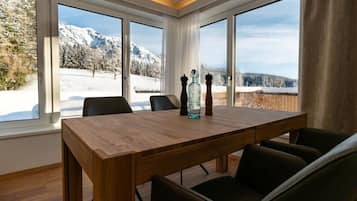 Comfort Apartment | In-room dining