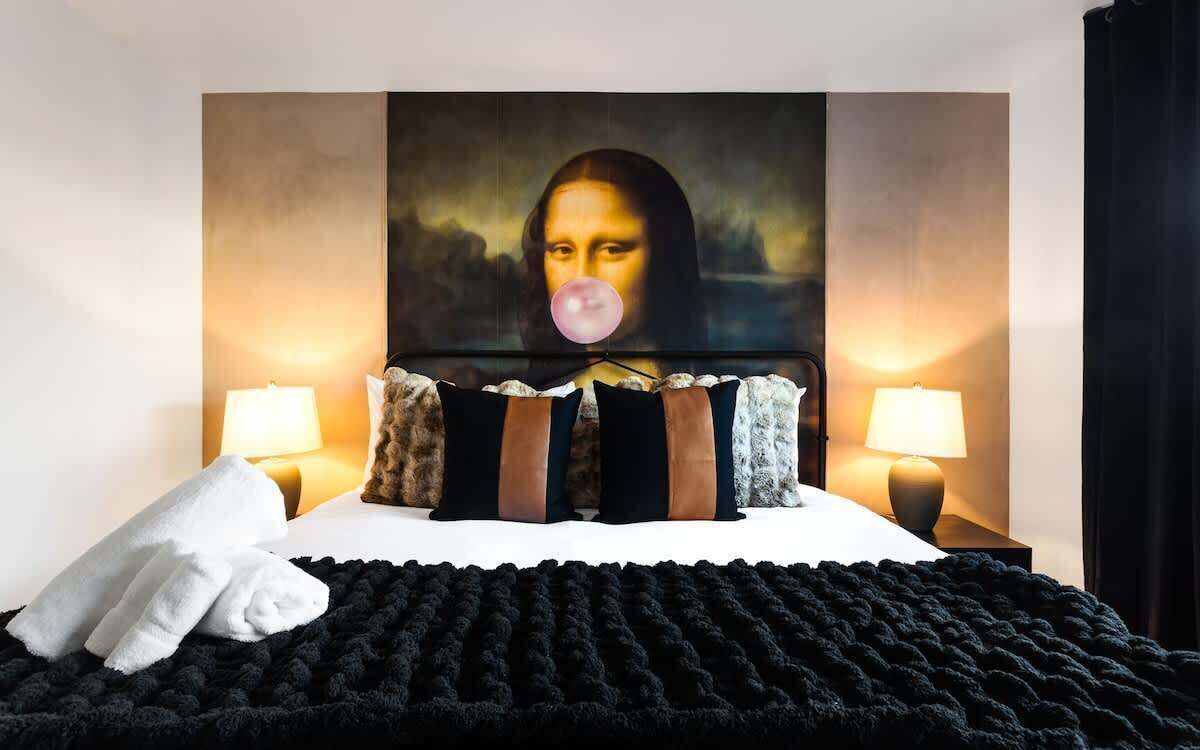6 chambres, fer et planche à repasser, lit parapluie, Wi-Fi gratuit