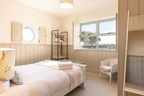 House | 2 bedrooms - Host Stay The Old Smokey (Seahouses)