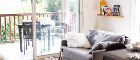 Smart-TV, Stereoanlage