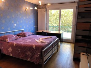 5 bedrooms, iron/ironing board, WiFi, bed sheets - Lyon 6ème - Parc de la Tête D'or (Lyon)