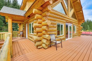 House (3 Bedrooms) | Interior - Log Cabin w/ Wraparound Deck in Breckenridge! (Breckenridge)