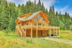 Interior - Log Cabin w/ Wraparound Deck in Breckenridge! (Breckenridge)