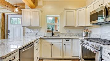 Casa (3 Bedrooms) | Interior