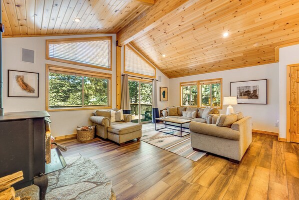 House (3 Bedrooms) | Interior - Sunny Cabin: 1 Mi to Tahoe Donner Resort! (Truckee)