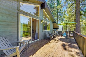 House (3 Bedrooms) | Interior - Sunny Cabin: 1 Mi to Tahoe Donner Resort! (Truckee)