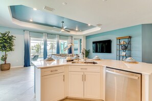 House (4 Bedrooms) | Interior - Luxe Venice Gem w/ Outdoor Pool & Hot Tub (Venice)