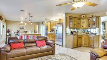 Casa (2 Bedrooms) | Interior