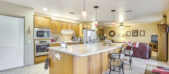 太陽城西安靜之家飯店 - 靠近驚奇體育場！