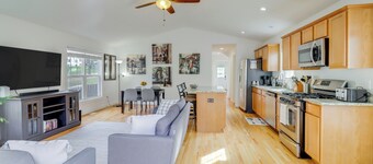 Warrenton Gem: Walk to Downtown!