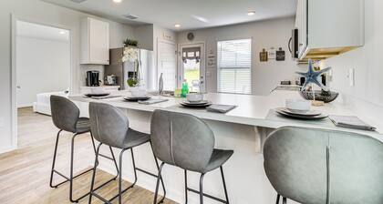 Brand-new Savannah Area Home 15 Mi to Dtwn!