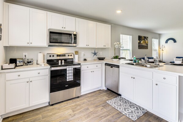 House (2 Bedrooms) | Interior