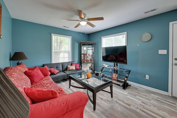 House (2 Bedrooms) | Front of property - Hopkinsville Home Near Parks & Museums! (Hopkinsville)