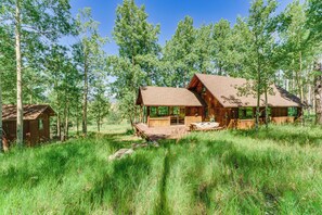 House (4 Bedrooms) | Interior - Mountain-view Ranch w/ 200 Acres in Angel Fire (Angel Fire)