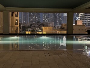 Pool - Full Burj Khalifa Fountain View (Dubai)