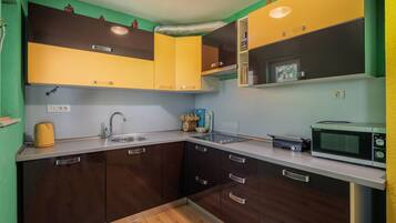 Apartment | 3 bedrooms, Internet