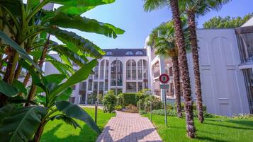 Apartment, Accessible | 1 bedroom, Internet