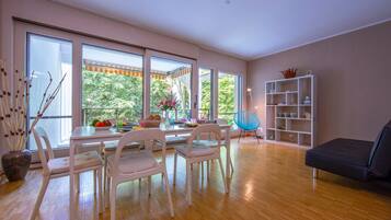 Apartment, Accessible | 1 bedroom, Internet