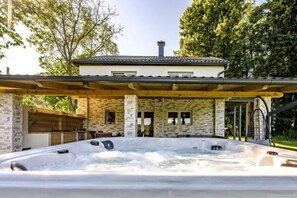 House | 1 bedroom, Internet - Cozy House In Nature With Hot Tub (Jalžabet)
