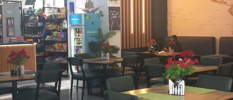 تناول الطعام