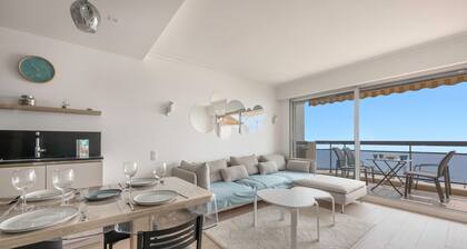 Front and sea view for 4 - 20m La Baule beach