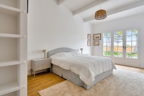 4 bedrooms, free WiFi
