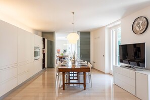 Apartment, barrierefrei | 2 Schlafzimmer, Internetzugang
