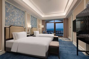 Zimmersafe, Verdunkelungsvorhänge, kostenloses WLAN, Bettwäsche