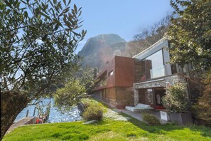 Villa | 3 bedrooms, Internet